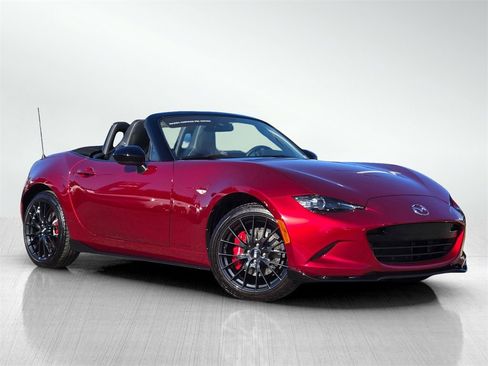 Certified 2023 MAZDA MX-5 Miata Club w/ Brembo/BBS Recaro Package image 2