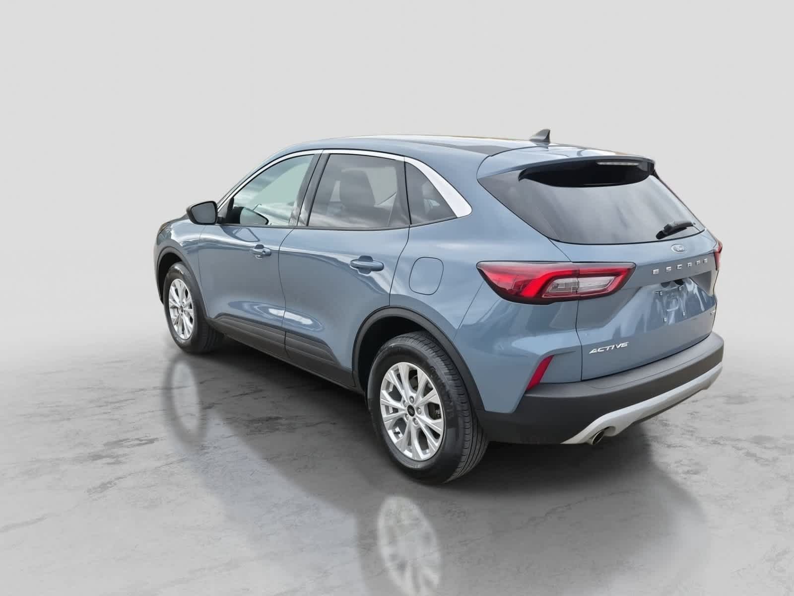 Used 2023 Ford Escape Active AWD/4WD image 6