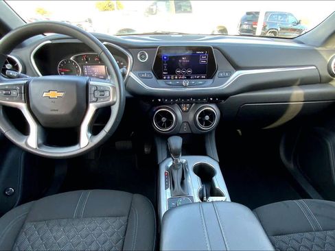 Used 2022 Chevrolet Blazer LT image 16