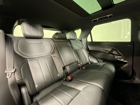 Used 2025 Land Rover Range Rover Sport Dynamic SE image 22