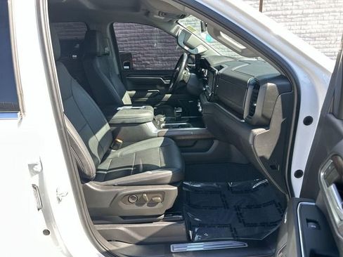 Used 2022 GMC Sierra 1500 SLT w/ SLT Premium Plus Package image 27