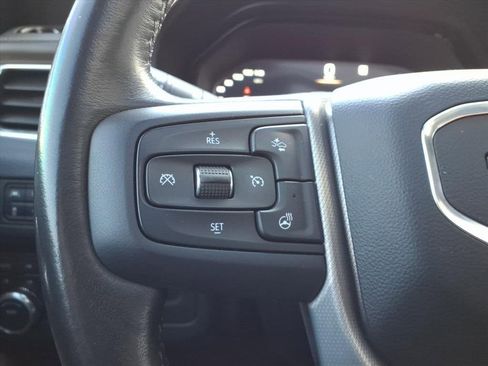 Used 2022 GMC Yukon Denali image 18