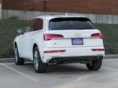 Certified 2025 Audi SQ5 Premium Plus image 5