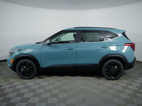 New 2026 Kia Seltos EX image 6