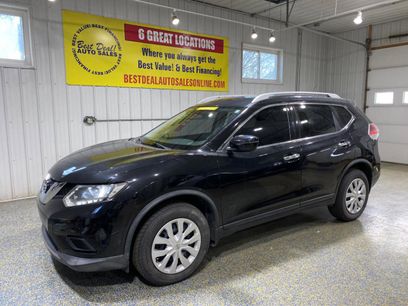 Used 2016 Nissan Rogue S w/ Appearance Package