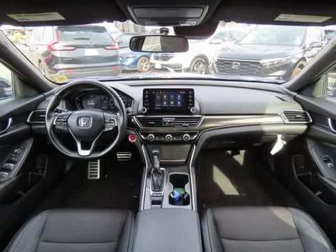 Used 2022 Honda Accord Sport image 16