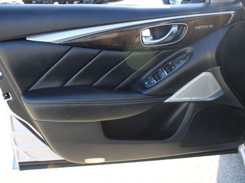 Used 2018 INFINITI Q50 Luxe w/ Sensory Package (Luxe) image 9