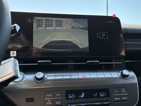 New 2026 Hyundai Kona SEL Premium image 18