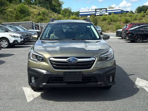 Certified 2022 Subaru Outback Premium AWD/4WD image 2