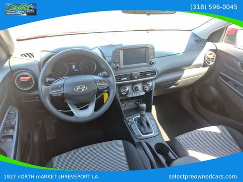 Used 2021 Hyundai Kona SE FWD image 3