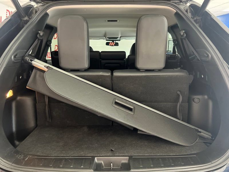 Used 2024 Mitsubishi Outlander SEL AWD/4WD image 8