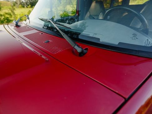 Used 1994 Ford Bronco XLT image 88