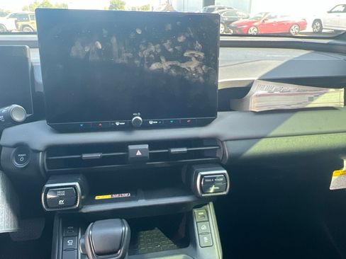 Used 2026 Toyota RAV4 XSE w/ Weather Package AWD/4WD image 12