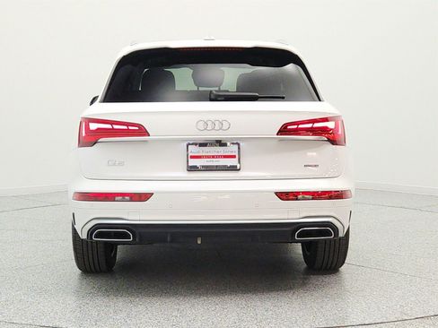 Used 2023 Audi Q5 2.0T Premium Plus w/ Premium Plus Package AWD/4WD image 6