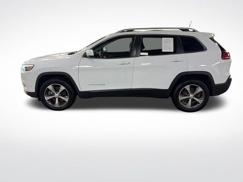 Used 2019 Jeep Cherokee Limited w/ Technology Group image 2