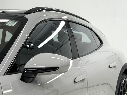 Certified 2023 Porsche Taycan Turbo S image 19