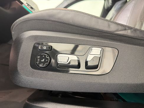 Used 2020 BMW X6 xDrive40i AWD/4WD image 16