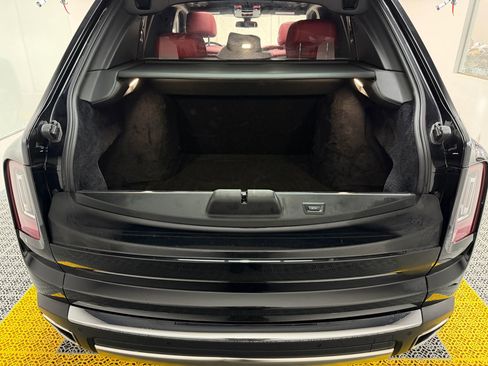 Used 2020 Rolls-Royce Cullinan image 20