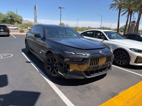 Certified 2023 BMW i7 xDrive60 w/ Parking Assistance Package AWD/4WD image 2
