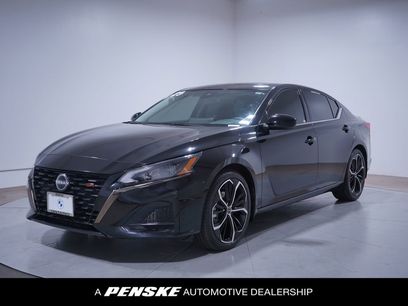 Used 2023 Nissan Altima 2.5 SR w/ SR Premium Package