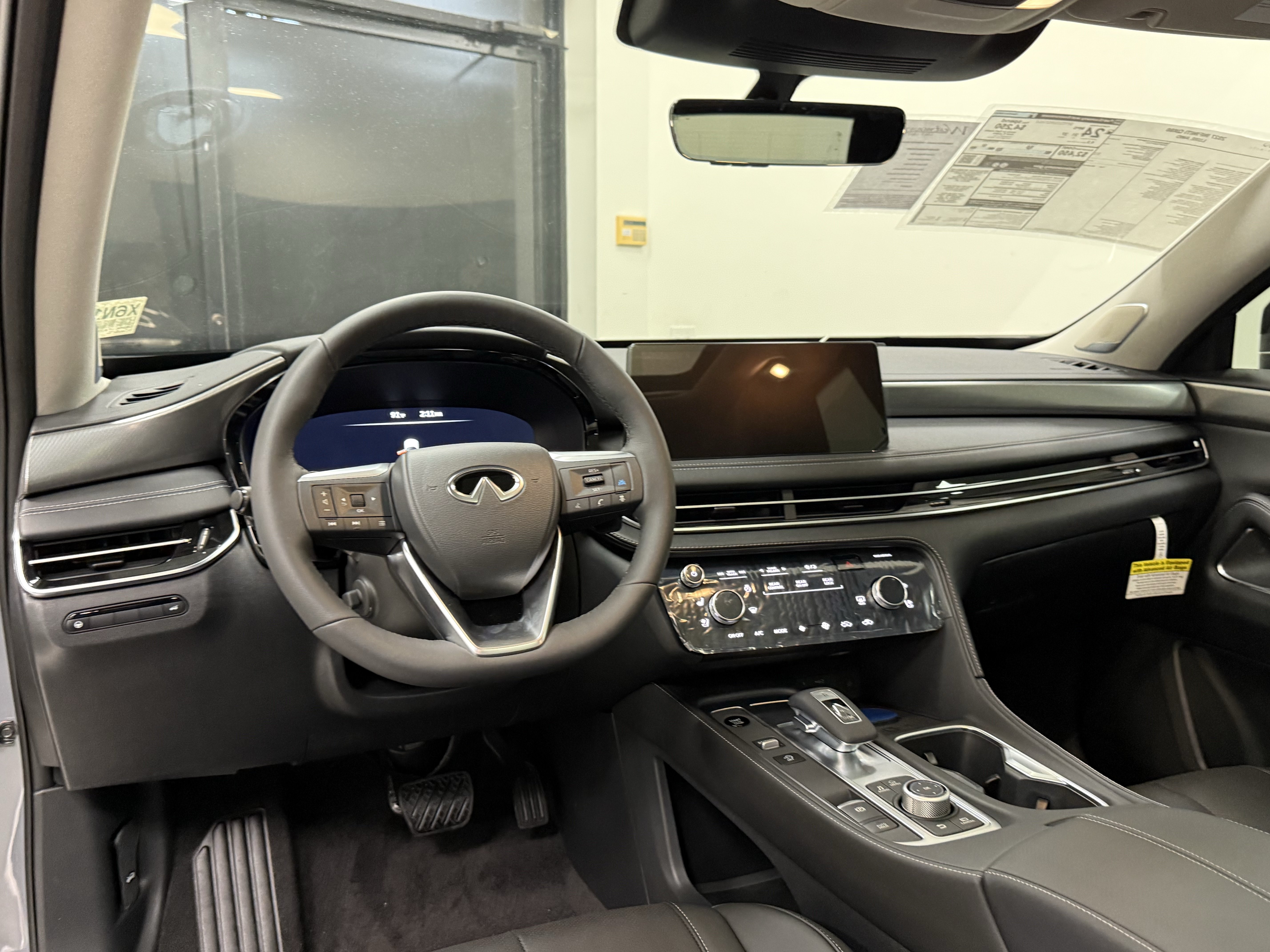 Certified 2027 INFINITI QX60 Luxe w/ Cargo Package FWD image 15