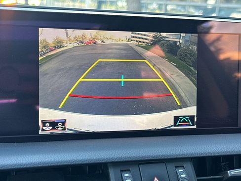 Used 2020 Lexus ES 350 w/ Premium Package image 25