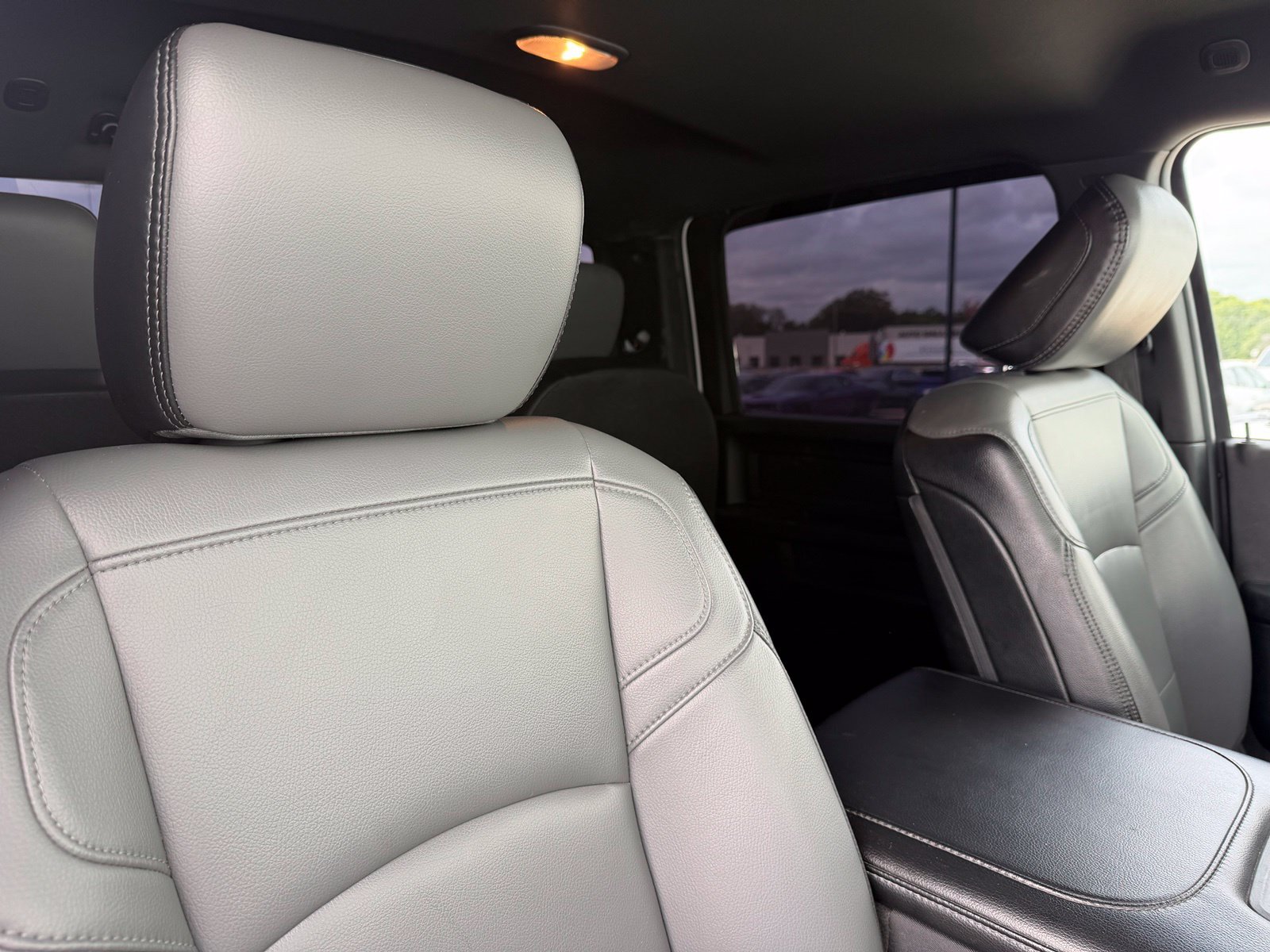 Used 2022 RAM 3500 Tradesman AWD/4WD image 29