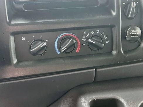 Used 2000 Dodge B3500 RWD image 14