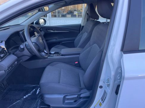 Used 2025 Toyota Camry LE image 25