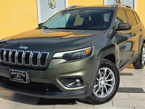 Used 2019 Jeep Cherokee Latitude Plus w/ Comfort/Convenience Group image 1