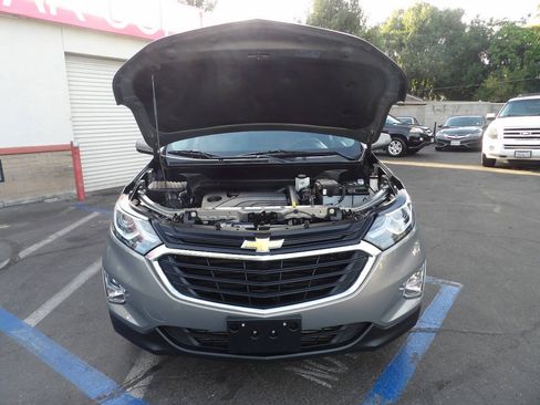 Used 2018 Chevrolet Equinox LT FWD image 12