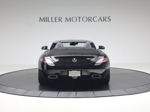 Used 2012 Mercedes-Benz SLS AMG Roadster image 6