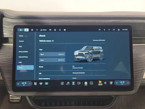 Used 2023 Rivian R1S Adventure AWD/4WD image 29