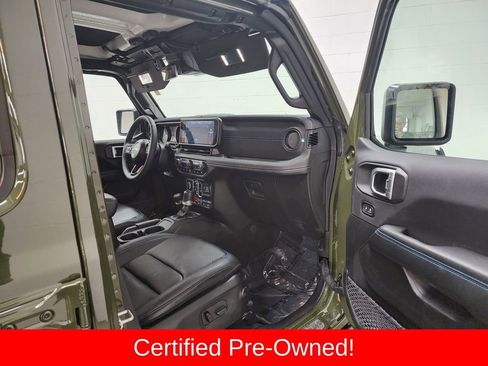 Used 2024 Jeep Wrangler Unlimited Rubicon 4xe image 32