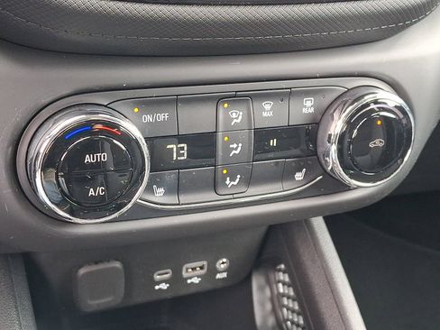 Certified 2023 Chevrolet TrailBlazer LT w/ Convenience Package AWD/4WD image 16