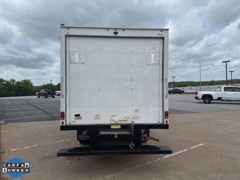 Used 2020 Chevrolet Express 3500 RWD image 4
