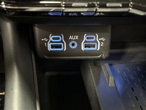 Used 2025 Dodge Durango R/T image 26