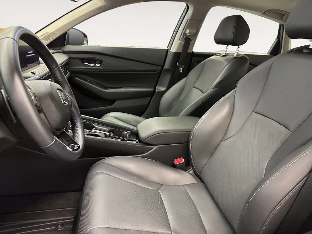 Used 2025 Honda Accord EX-L image 9