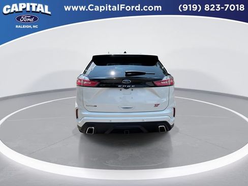 Certified 2022 Ford Edge ST w/ Equipment Group 401A AWD/4WD image 7