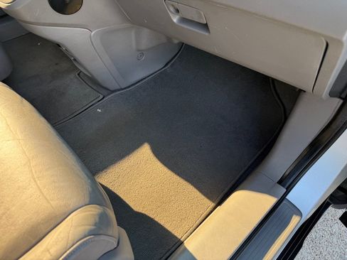 Used 2011 Honda CR-V EX-L image 19