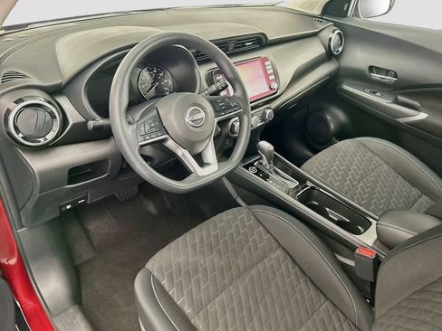 Used 2023 Nissan Kicks SV FWD image 9