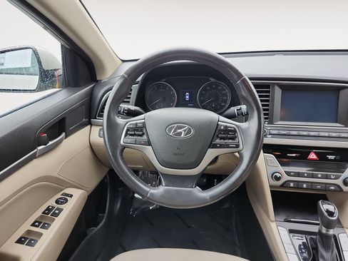 Used 2017 Hyundai Elantra Value Edition FWD image 12