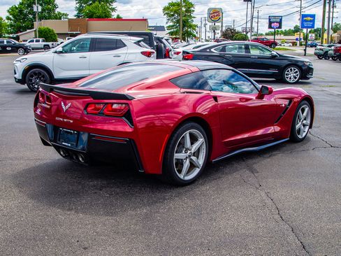 Used 2014 Chevrolet Corvette Stingray Coupe RWD image 7