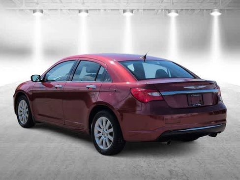 Used 2013 Chrysler 200 Limited FWD image 6