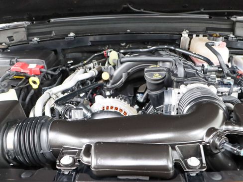 Used 2022 Jeep Wrangler Unlimited Sahara image 30