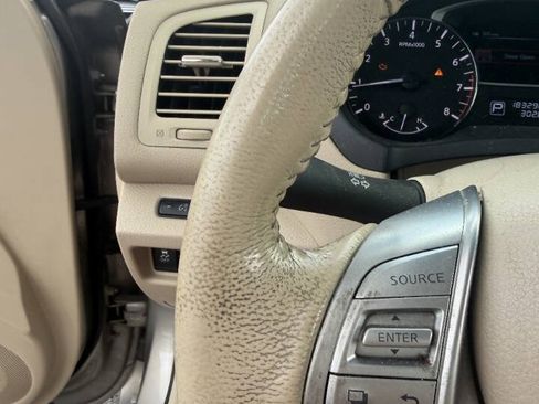 Used 2013 Nissan Altima 2.5 SV FWD image 12