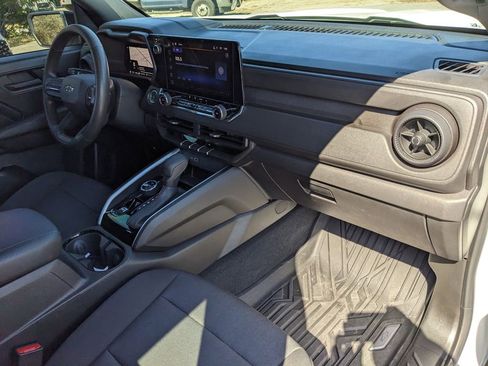 Used 2024 Chevrolet Colorado Trail Boss w/ Advanced Trailering Package image 16