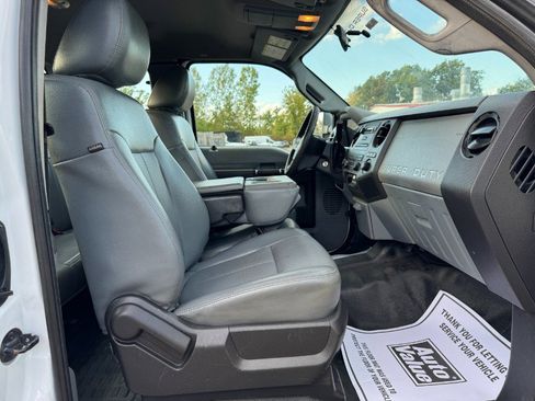 Used 2013 Ford F250 XL w/ PWR Equipment Group image 18