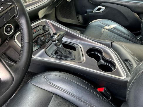 Used 2015 Dodge Challenger SXT w/ Super Sport Group (SS/T) RWD image 17
