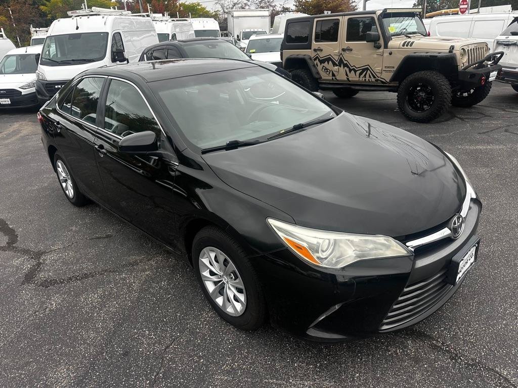 Used 2015 Toyota Camry LE FWD image 6